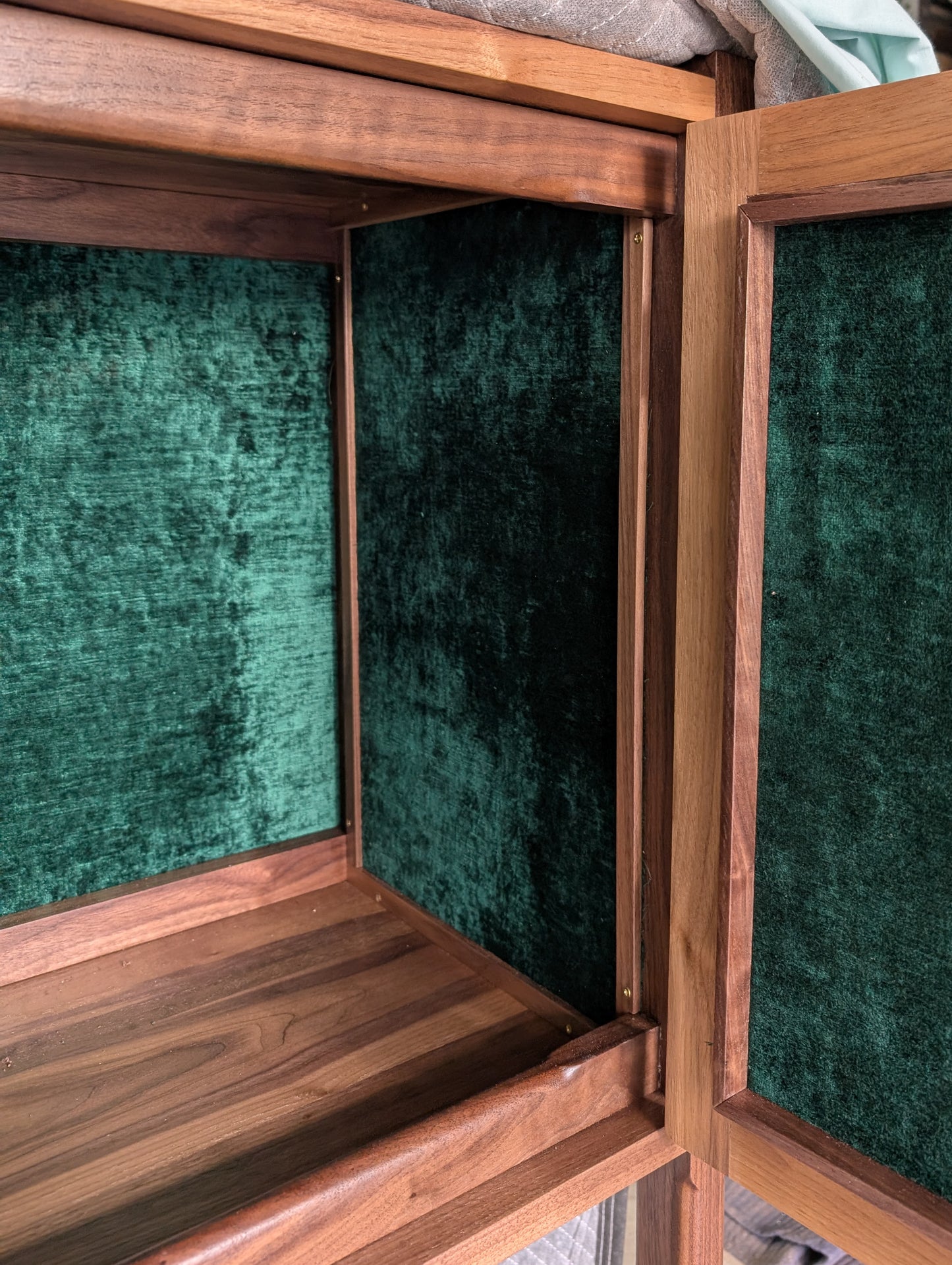 Maharajah Whisky Cabinet