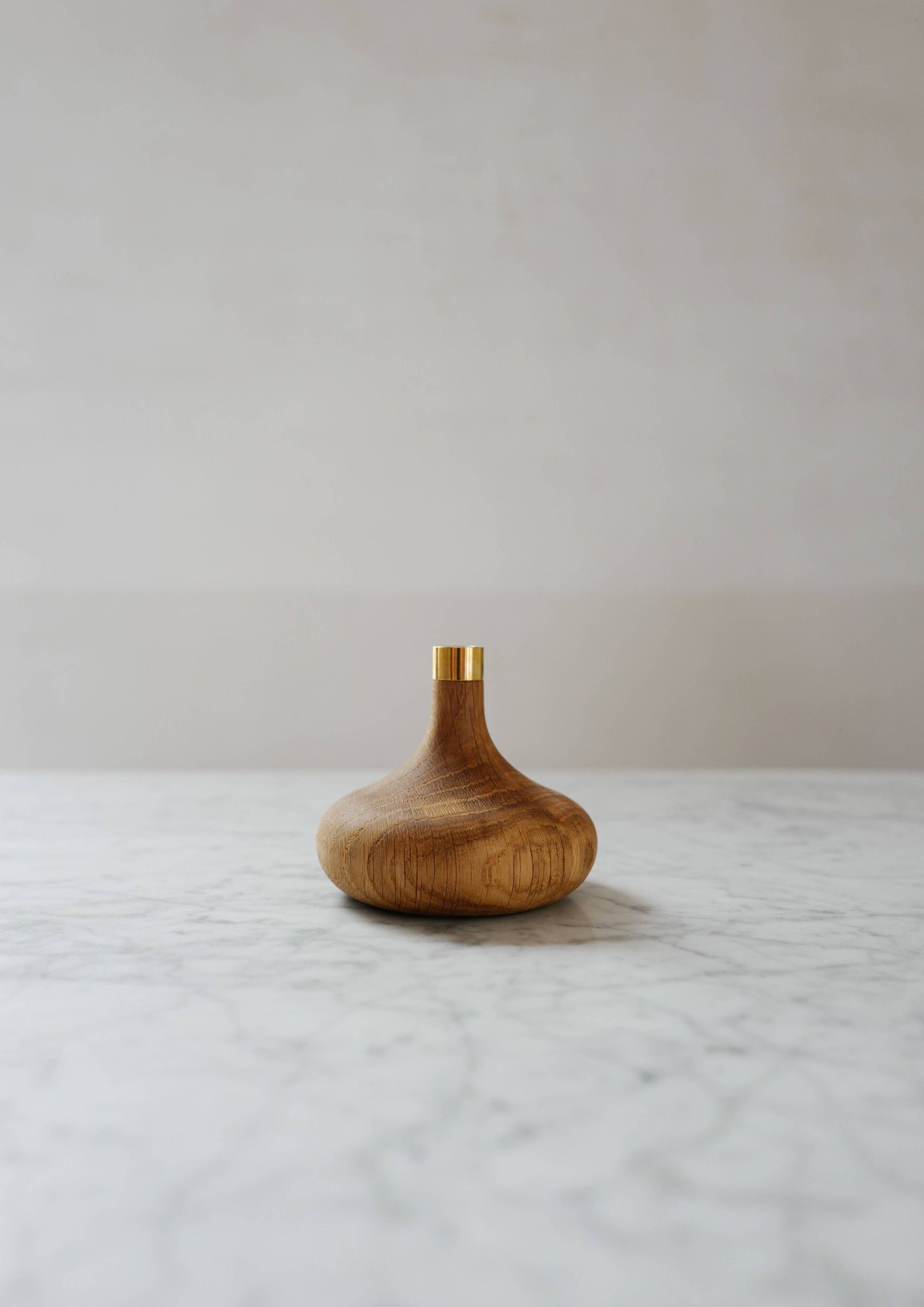 Oak Candle Holder: Shiny Brass Socket
